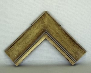No. 23-4 IN ANT. GOLD Howard Post corner