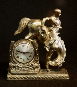 BUCKINGHORSE CLOCK